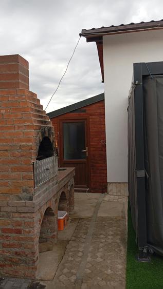 Casă cu 3 camere cu Teren 600 Mp în Dragomirești-Vale