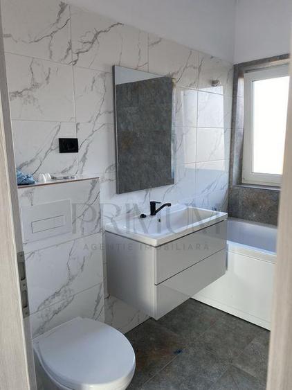 Duplex cu 4 camere cu Canalizare în Bucovăț (Remetea Mare)