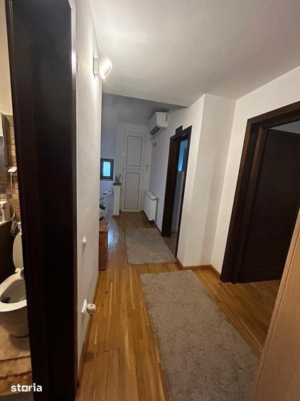 Casă cu 6 camere cu Teren 469 Mp în Băneasa