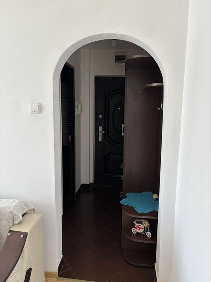 Apartament cu 2 camere nedecomandat în Central