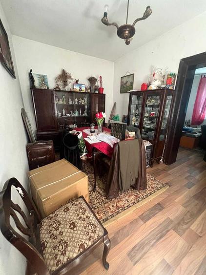 Casă cu 3 camere în Aradul Nou