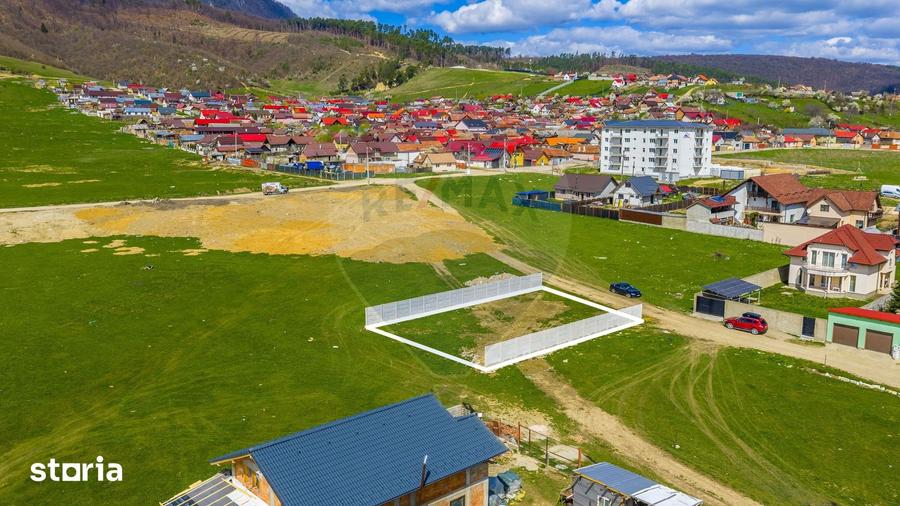 Teren de 500 mp, în Astra