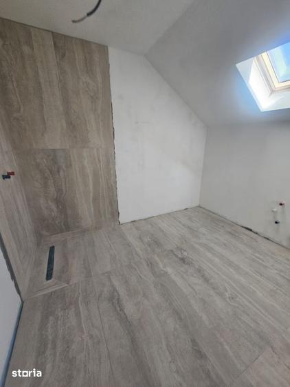 Casă cu 4 camere cu Teren 376 Mp în Curtea de Argeș