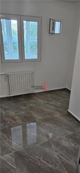 2 camere decomandate, 50mp, 2/8, renovat, bl.1981, Basarabia- Diham - 1