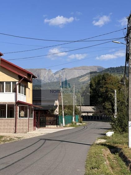 Casă cu 4 camere cu Canalizare în Stoenești