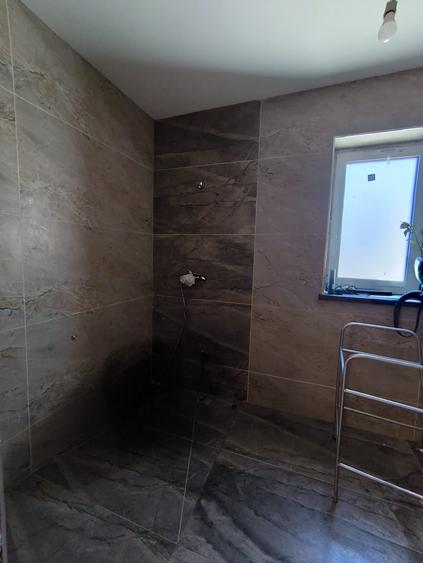 Duplex cu 4 camere cu Teren 300 Mp în Exterior Est