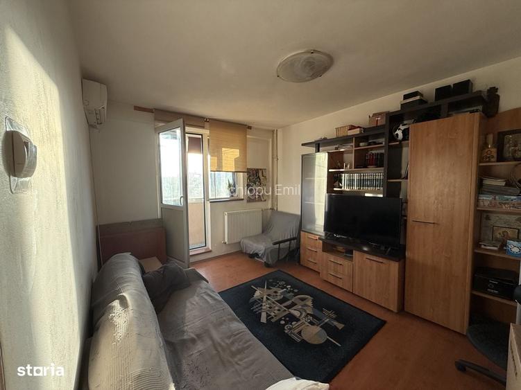 Apartament 2 camere decomandat - Str. Lamotesti (Direct Proprietar)