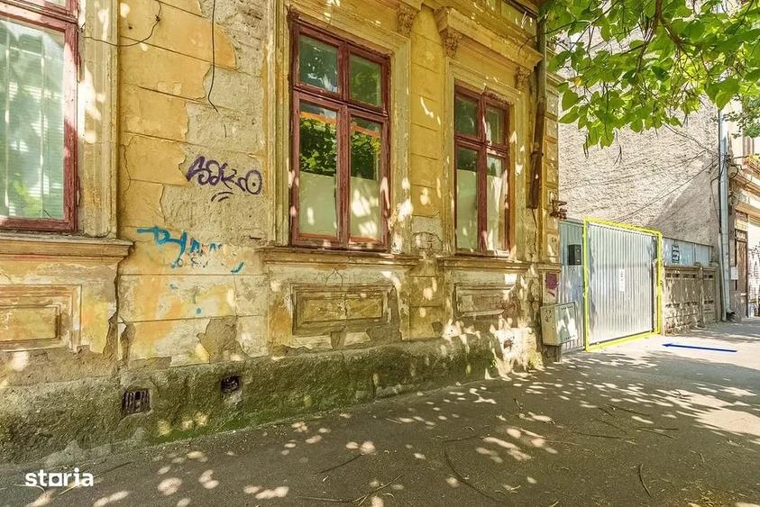 Teren de 565 mp, în P-ța Victoriei