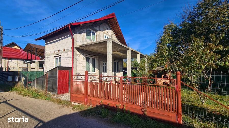 Casă cu 3 camere în Central