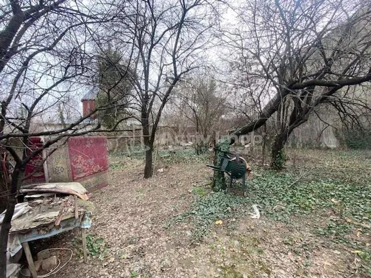 Teren de 773 mp, în Banu Manta