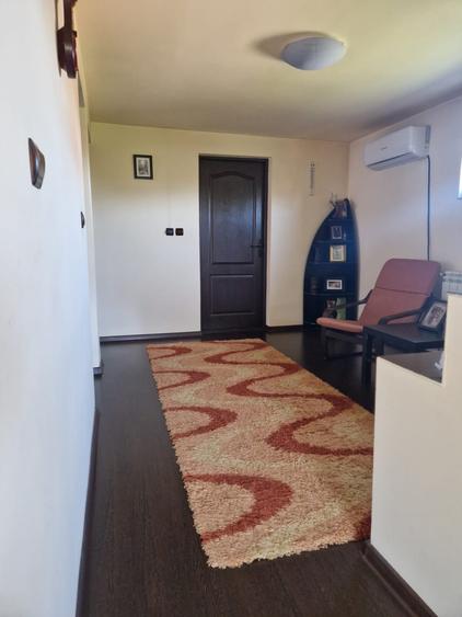 Casă cu 5 camere cu Teren 504 Mp în Cătămărești-Deal