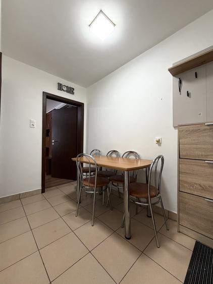 Apartament cu 2 camere nedecomandat, mobilat în Soarelui