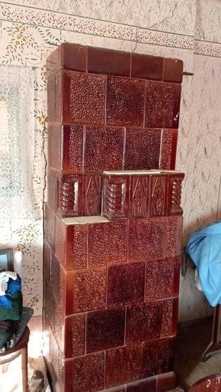 Casă cu 5 camere în Sutești