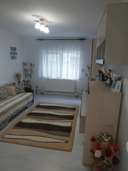 Apartament cu 2 camere decomandat în Răcădău