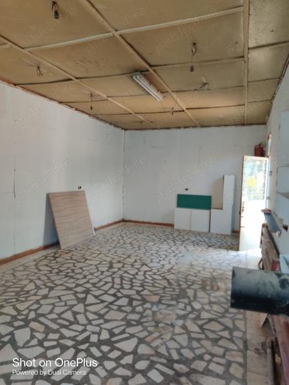 Spațiu comercial, de 50 mp, în Rovine