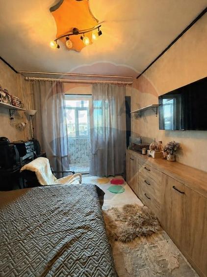 Apartament cu 2 camere decomandat, mobilat în Calea București