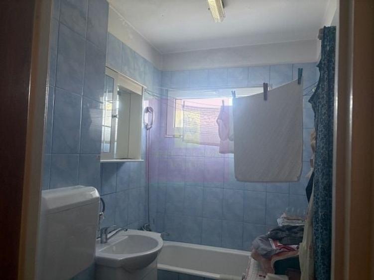 Garsonieră semidecomandată în Titan