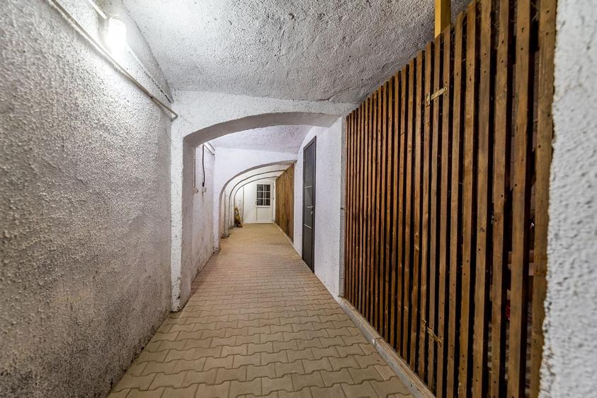 Apartament cu 4 camere decomandat în Ultracentral