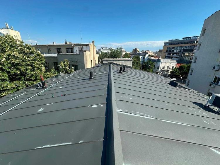 Apartament cu 3 camere semidecomandat în Ultracentral