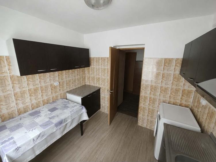 Apartament cu 2 camere nedecomandat în Central