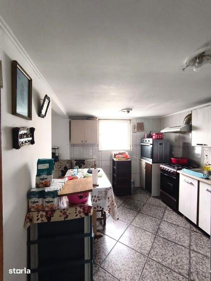 Casă cu 7 camere cu Teren 320 Mp în Jilava