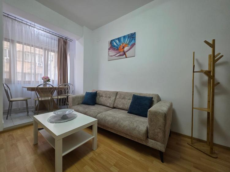 Apartament cu 2 camere semidecomandat în Ultracentral