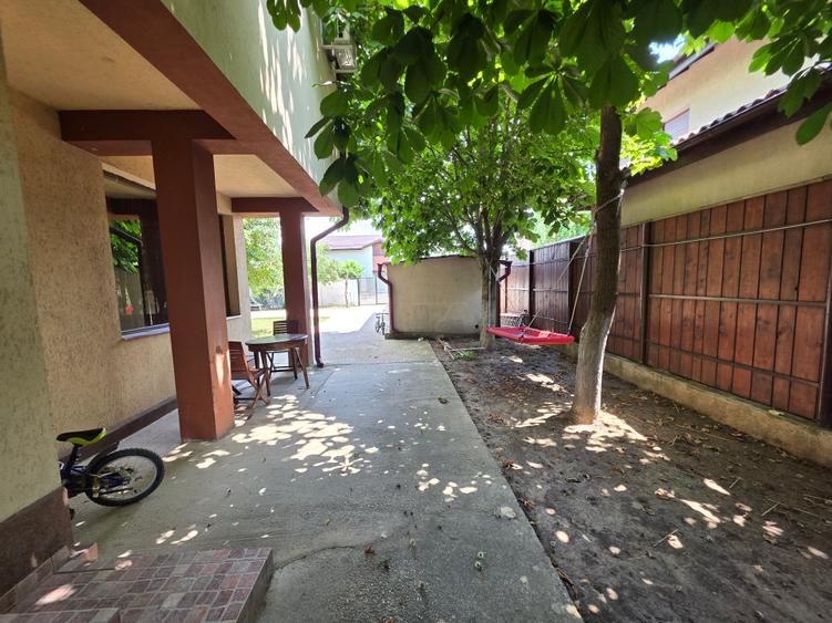 Apartament cu 2 camere decomandat în Ciorogârla