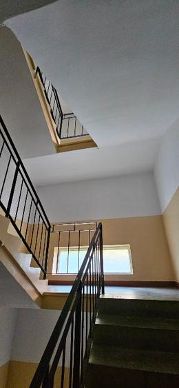 Garsoniera renovata, zona linistita  aproape de centru, Gruia - 5