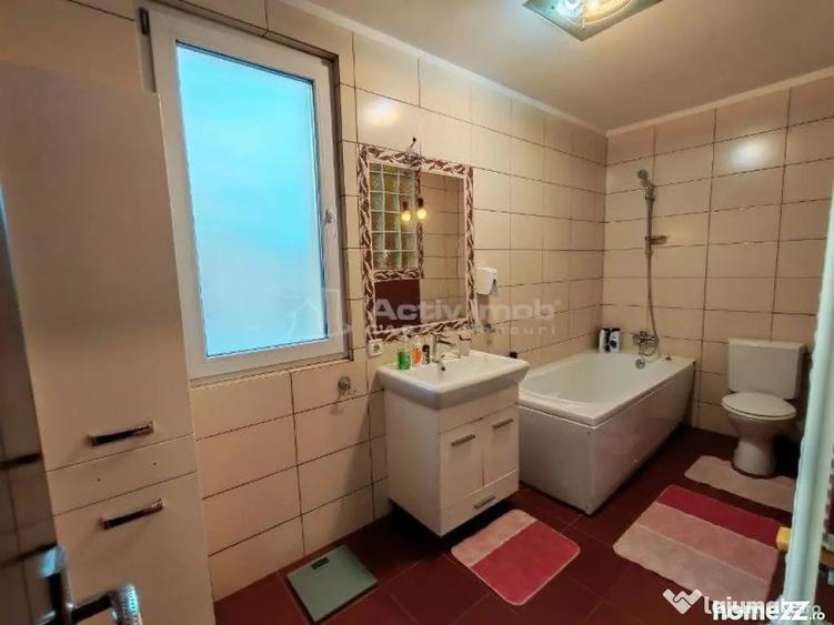 Casă cu 4 camere cu Teren 300 Mp în Prelungirea Ghencea