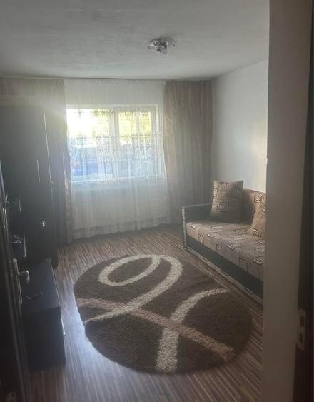 Apartament cu 2 camere decomandat în Plopilor