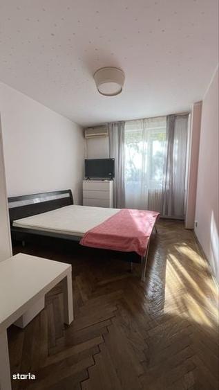 Inchiriez Apartament 3 camere Sector 2 - 8