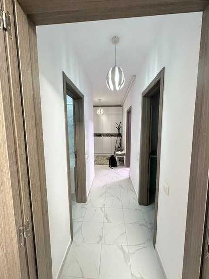Apartament cu 2 camere decomandat, mobilat în Păcii