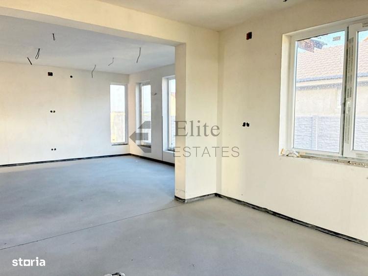 Casă cu 4 camere cu Teren 500 Mp în Cihei