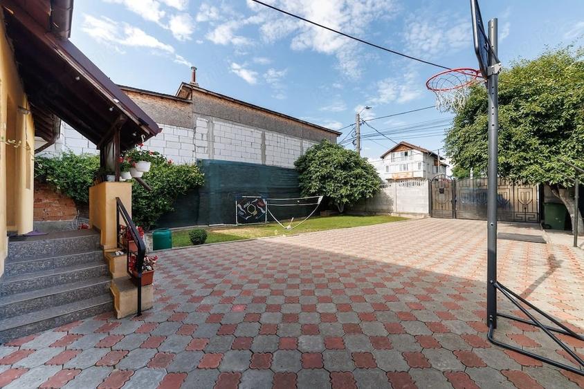 Casă cu 3 camere cu Teren 634 Mp în Central