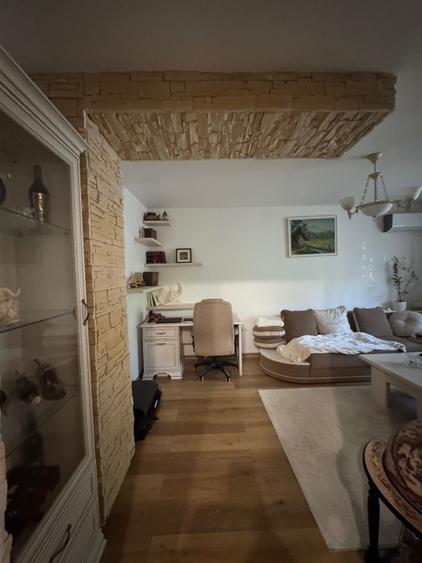 Apartament cu 2 camere decomandat, mobilat în Titan