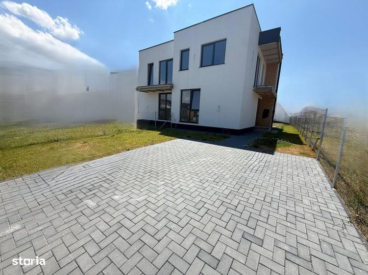 Duplex modern 129 mp utili Ansamblu rezidential premium la 10 km de Cl - 2
