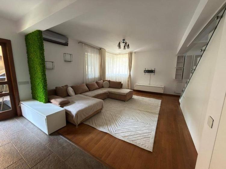 Apartament cu 3 camere în Europa