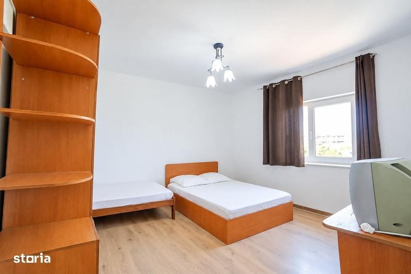 Casă cu 4 camere cu Teren 382 Mp în Sud