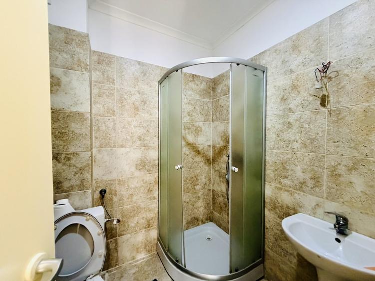 Apartament cu 3 camere decomandat, mobilat în Chiajna