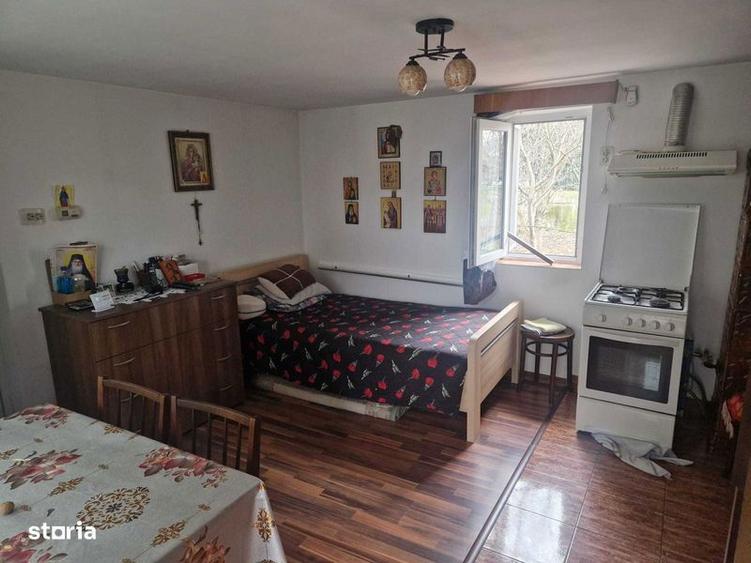 Casă cu 4 camere cu Teren 140 Mp în Blejoi
