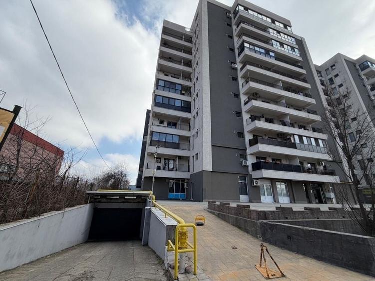 Apartament cu 2 camere semidecomandat în Dudești