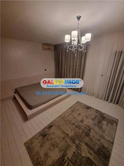 Casă cu 4 camere cu Teren 250 Mp în Central