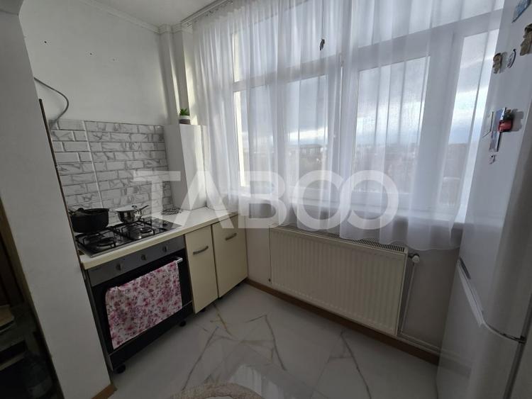 Apartament cu 2 camere decomandat, mobilat în Vasile Aaron