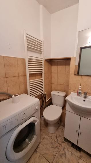 Apartament cu 2 camere semidecomandat în Micro 14