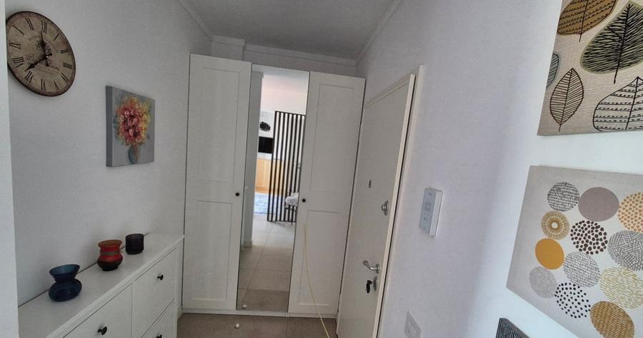 Apartament cu 2 camere decomandat, mobilat în Bucureștii Noi
