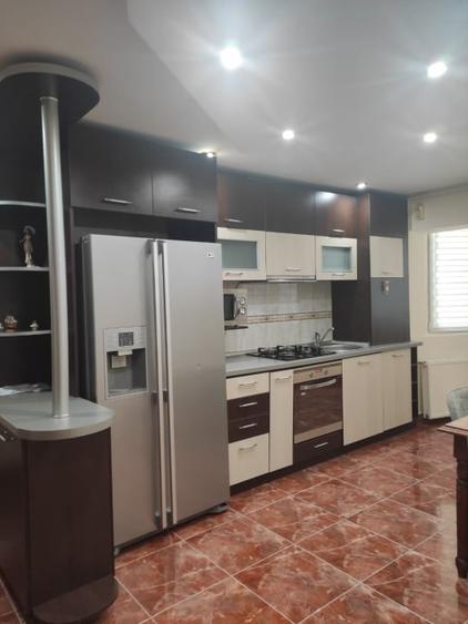 Apartament cu 2 camere decomandat, mobilat în Vasile Alecsandri