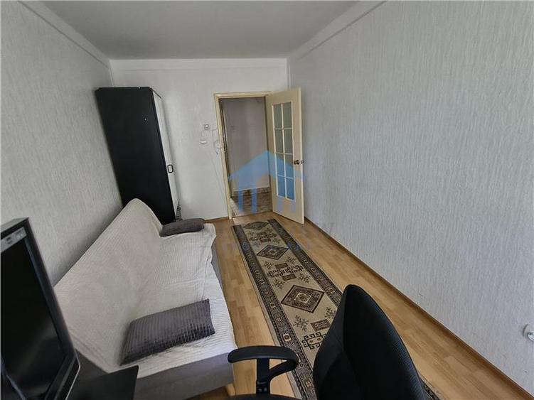 Apartament cu 3 camere decomandat în Gheorgheni