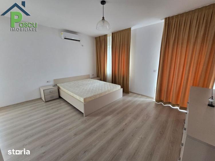 Casă cu 4 camere cu Teren 300 Mp în Central