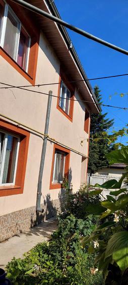 Casă cu 3 camere cu Teren 328 Mp în Central