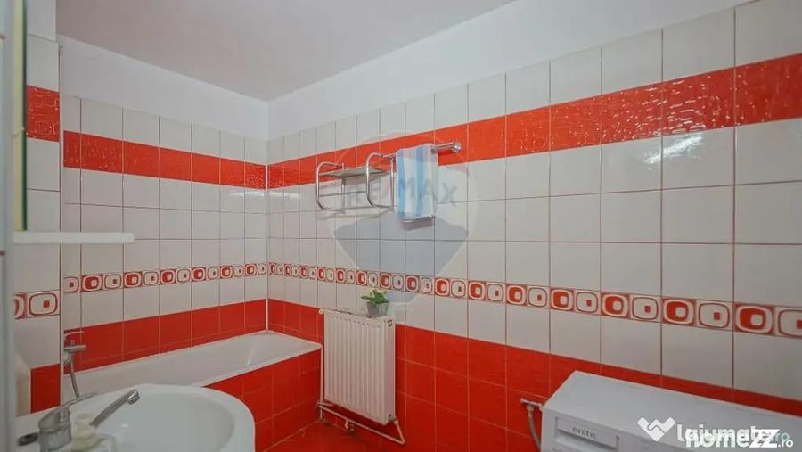 Casă cu 4 camere cu Teren 108 Mp în Schei